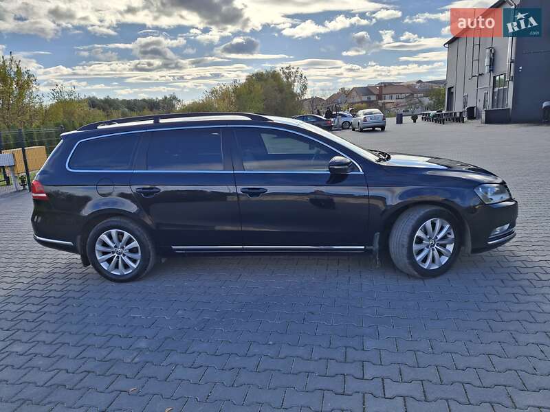 Универсал Volkswagen Passat 2012 в Тернополе