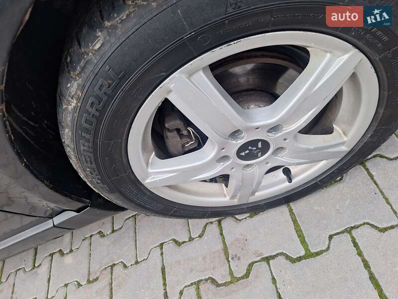 Универсал Volkswagen Passat 1998 в Черновцах