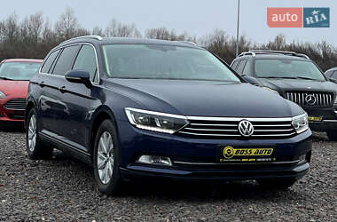 Универсал Volkswagen Passat 2017 в Львове