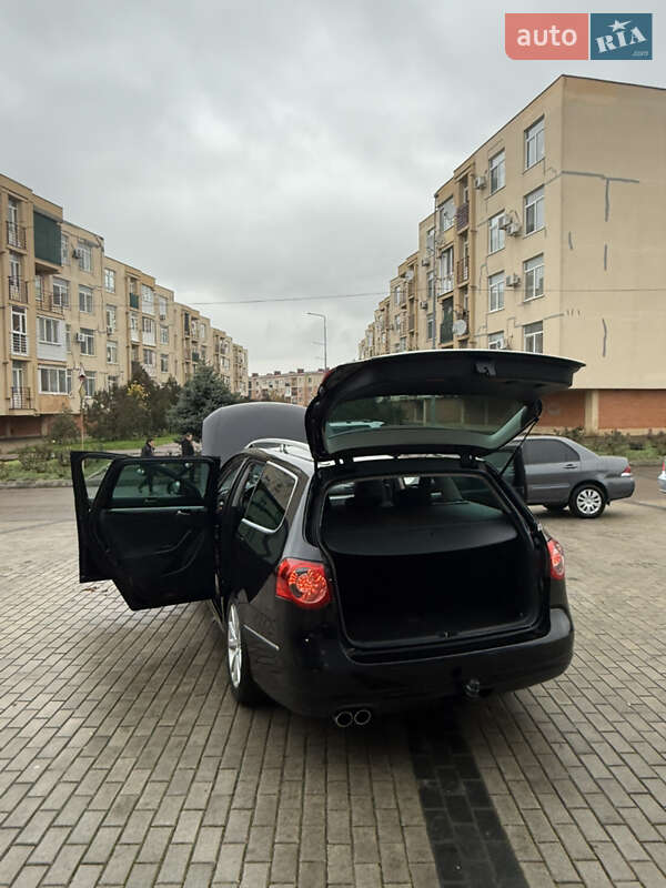 Универсал Volkswagen Passat 2010 в Одессе