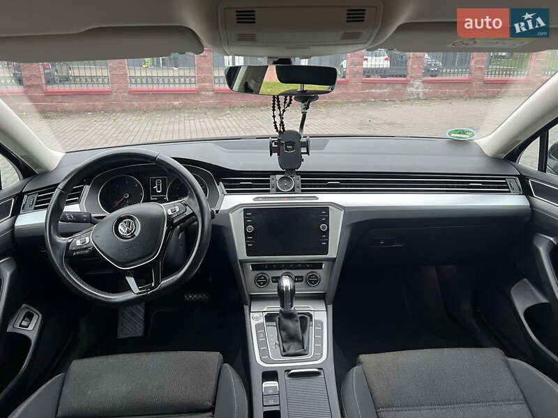Универсал Volkswagen Passat 2019 в Хмельницком фото 32 Универсал Volkswagen Passat 2019 в Хмельницком