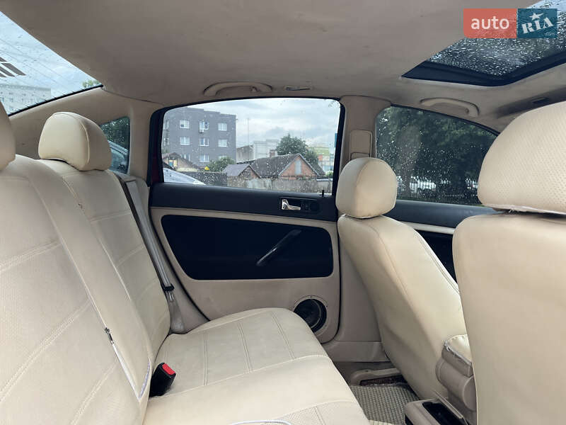 Седан Volkswagen Passat 1998 в Луцке