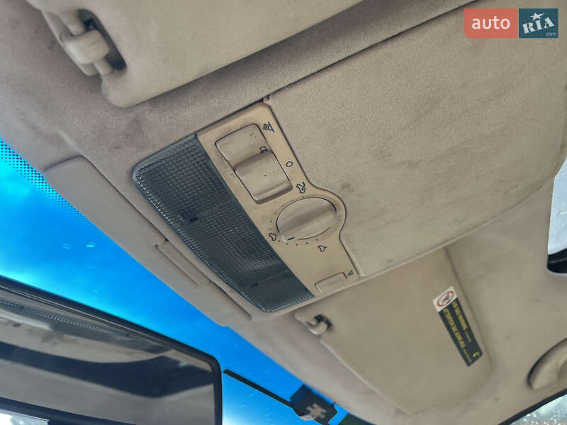 Седан Volkswagen Passat 1998 в Луцке