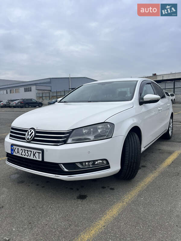 Volkswagen Passat 2012 Volkswagen Passat 2012