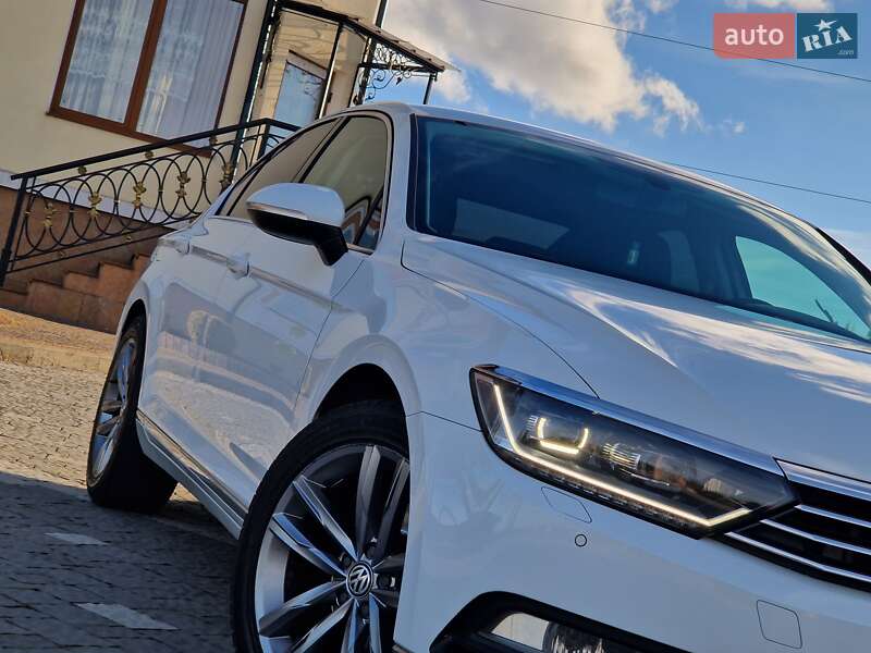 Седан Volkswagen Passat 2016 в Дрогобыче