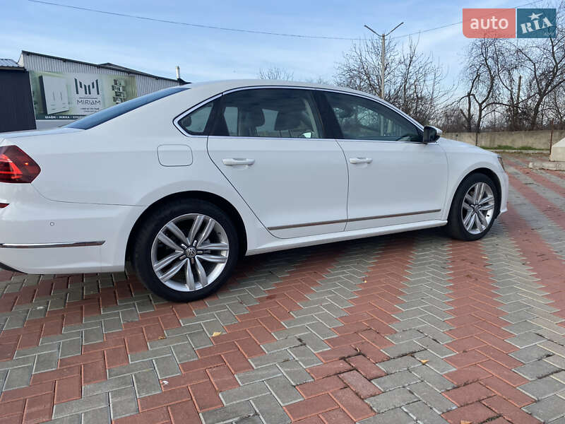 Седан Volkswagen Passat 2016 в Белой Церкви