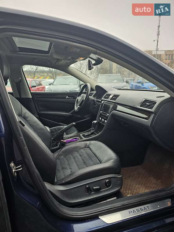 Седан Volkswagen Passat 2014 в Полтаве