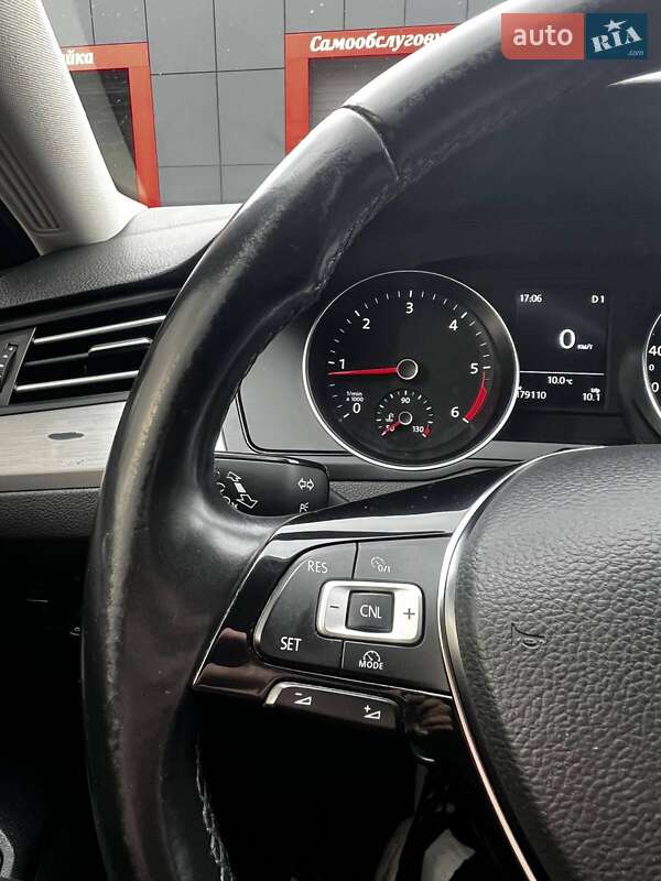 Седан Volkswagen Passat 2017 в Черкассах