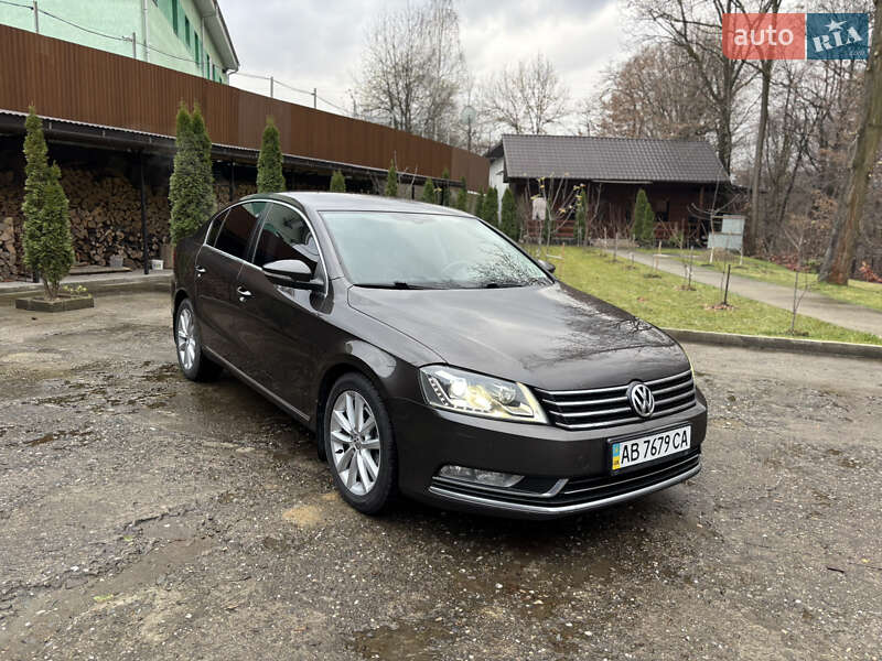 Седан Volkswagen Passat 2013 в Солотвине