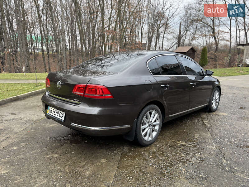 Седан Volkswagen Passat 2013 в Солотвине