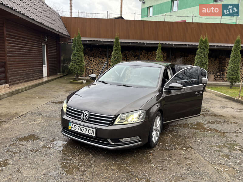 Седан Volkswagen Passat 2013 в Солотвине