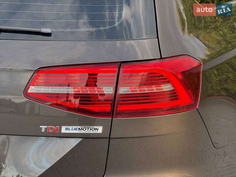 Универсал Volkswagen Passat 2015 в Стрые