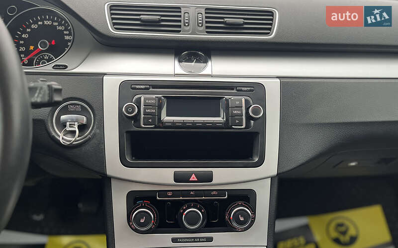 Универсал Volkswagen Passat 2012 в Мукачево