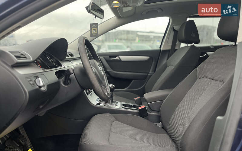 Универсал Volkswagen Passat 2012 в Мукачево