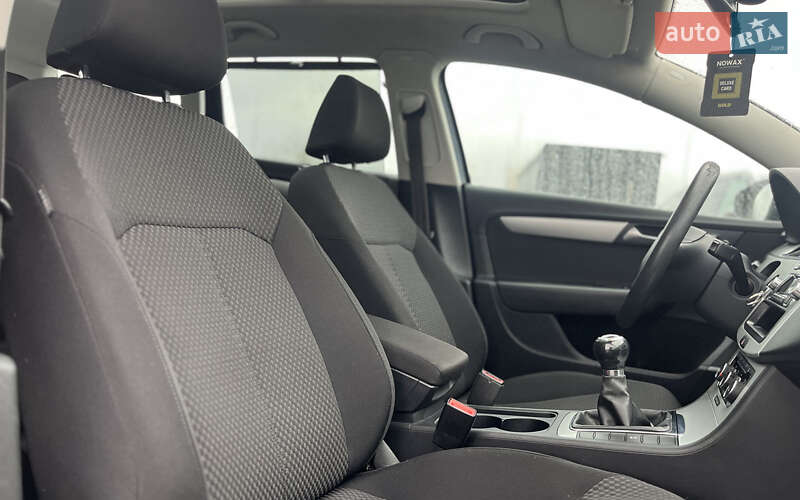 Универсал Volkswagen Passat 2012 в Мукачево