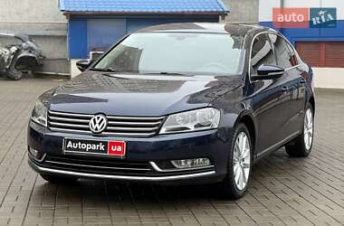 Седан Volkswagen Passat 2012 в Одесі