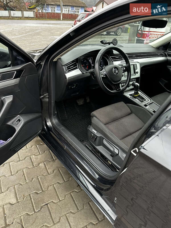 Универсал Volkswagen Passat 2017 в Ивано-Франковске фото 10 Универсал Volkswagen Passat 2017 в Ивано-Франковске