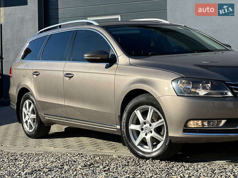 Универсал Volkswagen Passat 2011 в Надворной