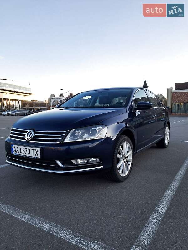 Седан Volkswagen Passat 2012 в Киеве фото 3 Седан Volkswagen Passat 2012 в Киеве