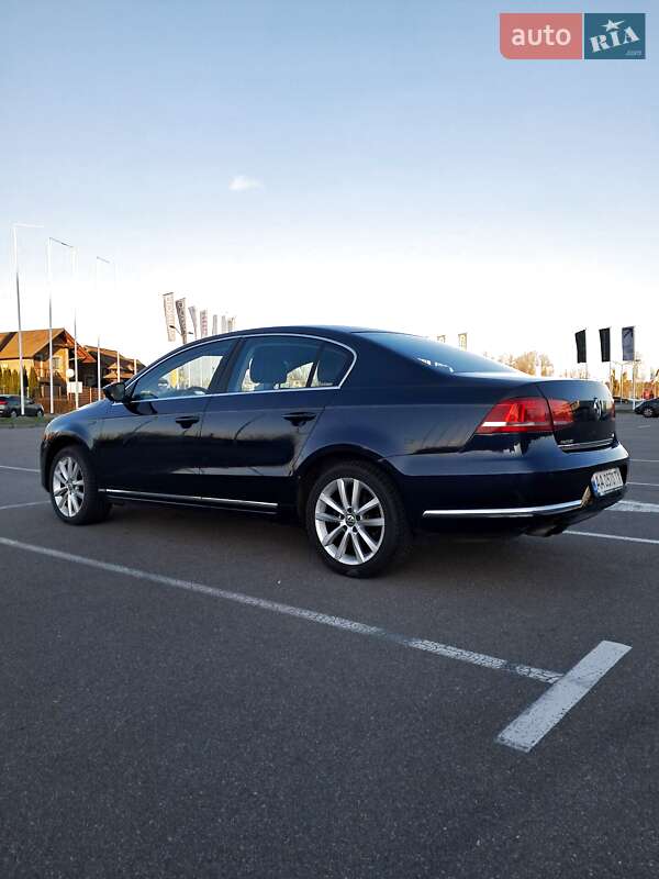 Седан Volkswagen Passat 2012 в Киеве фото 6 Седан Volkswagen Passat 2012 в Киеве