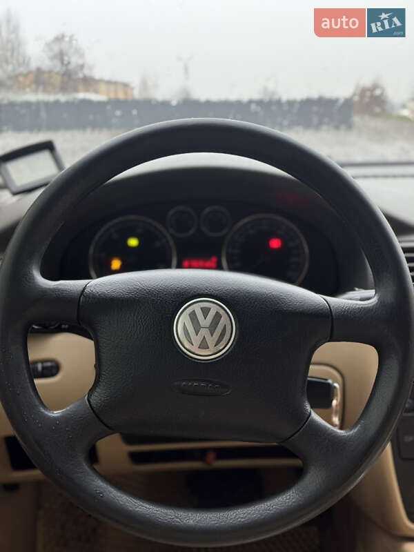 Седан Volkswagen Passat 2004 в Харькове фото 11 Седан Volkswagen Passat 2004 в Харькове