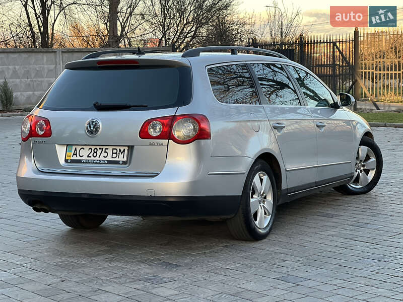 Универсал Volkswagen Passat 2006 в Ровно