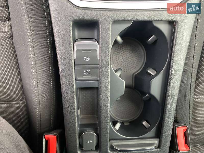 Універсал Volkswagen Passat 2016 в Володимирі