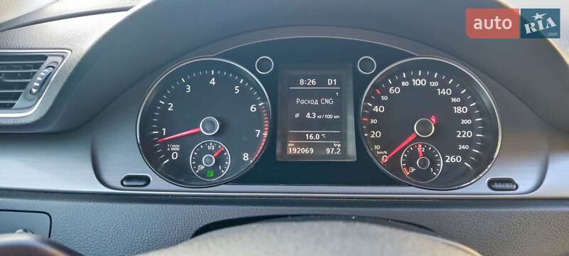 Универсал Volkswagen Passat 2012 в Одессе