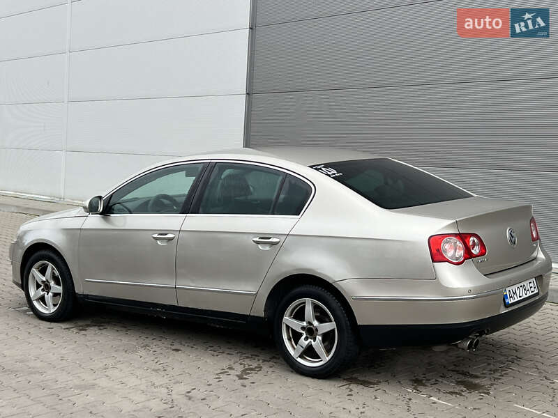 Седан Volkswagen Passat 2007 в Киеве