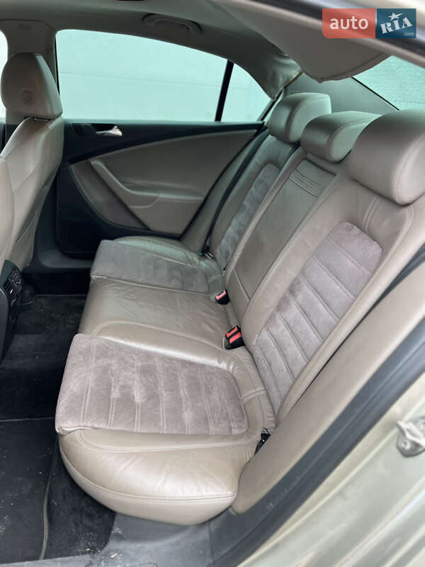 Седан Volkswagen Passat 2007 в Киеве