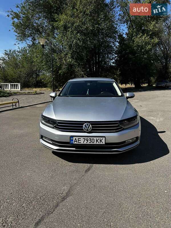Универсал Volkswagen Passat 2015 в Кривом Роге