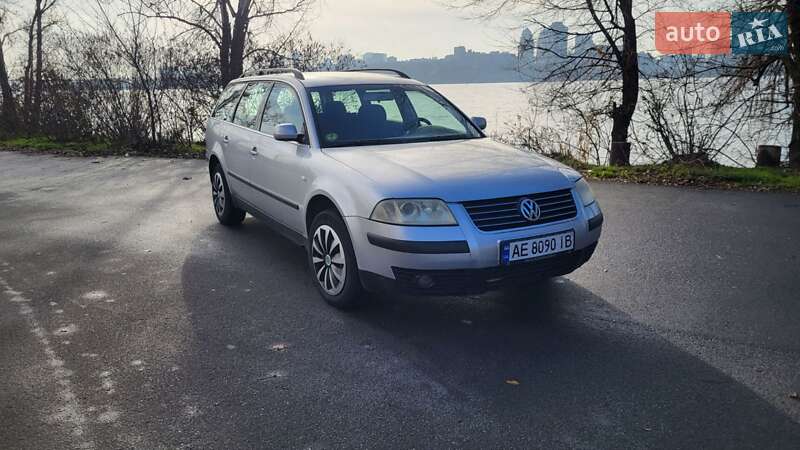 Универсал Volkswagen Passat 2003 в Днепре