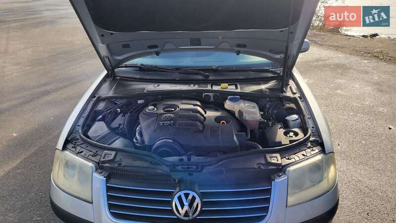 Универсал Volkswagen Passat 2003 в Днепре