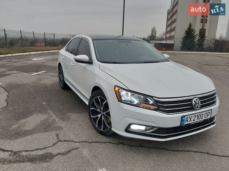 Седан Volkswagen Passat 2016 в Харькове