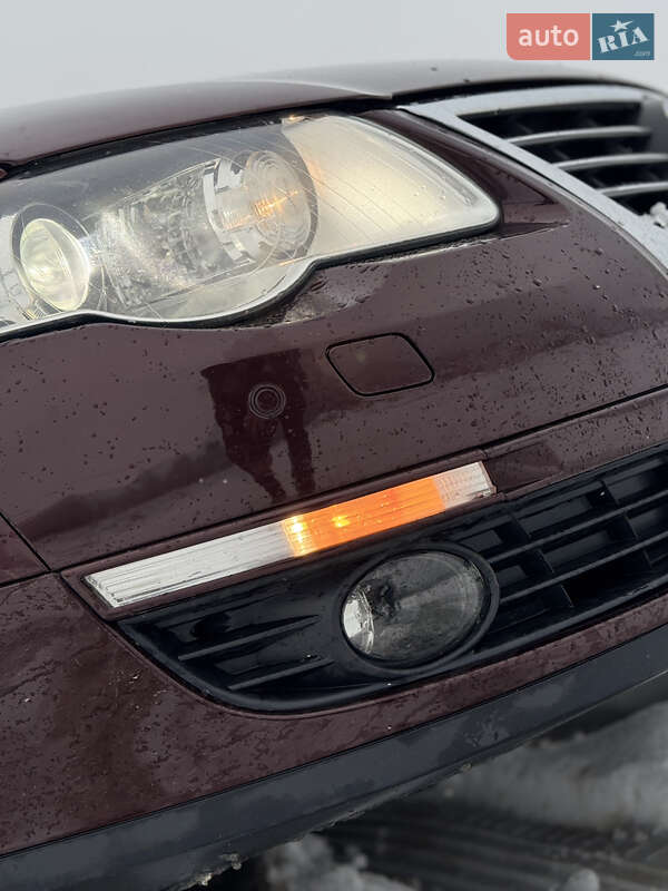 Универсал Volkswagen Passat 2010 в Стрые