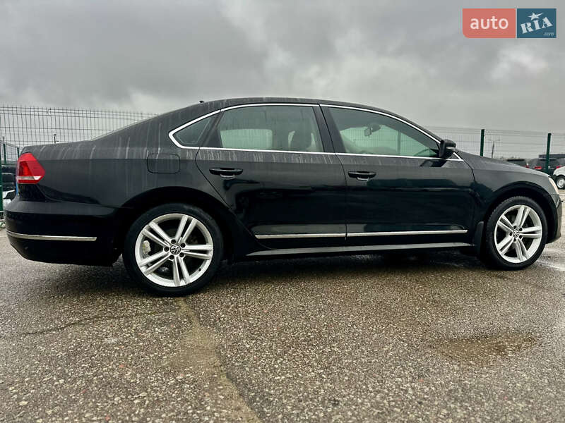 Седан Volkswagen Passat 2014 в Киеве