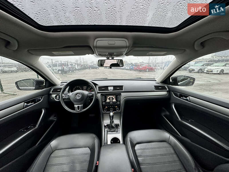 Седан Volkswagen Passat 2014 в Киеве