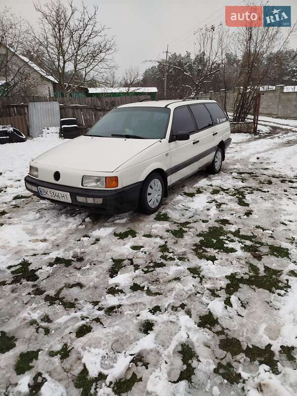 Volkswagen Passat 1990