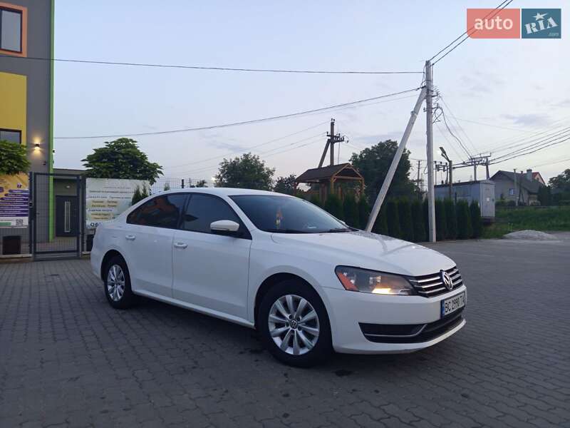 Седан Volkswagen Passat 2014 в Мостиській
