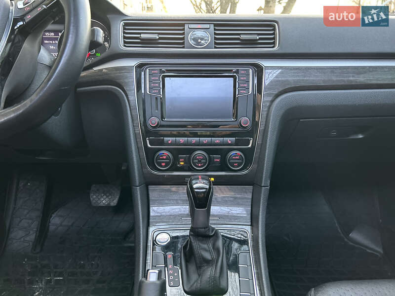 Седан Volkswagen Passat 2017 в Днепре фото 23 Седан Volkswagen Passat 2017 в Днепре