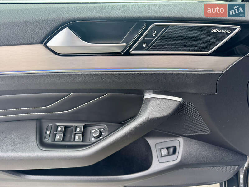 Универсал Volkswagen Passat 2020 в Луцке