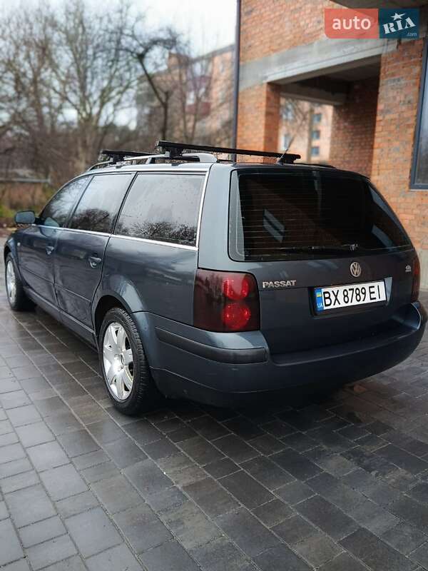 Универсал Volkswagen Passat 2002 в Староконстантинове