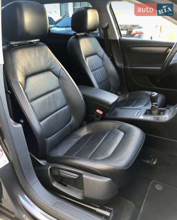 Универсал Volkswagen Passat 2014 в Черновцах