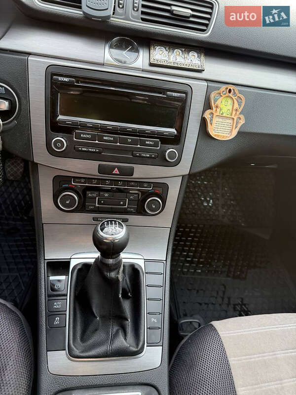 Універсал Volkswagen Passat 2011 в Броварах фото 9 Універсал Volkswagen Passat 2011 в Броварах