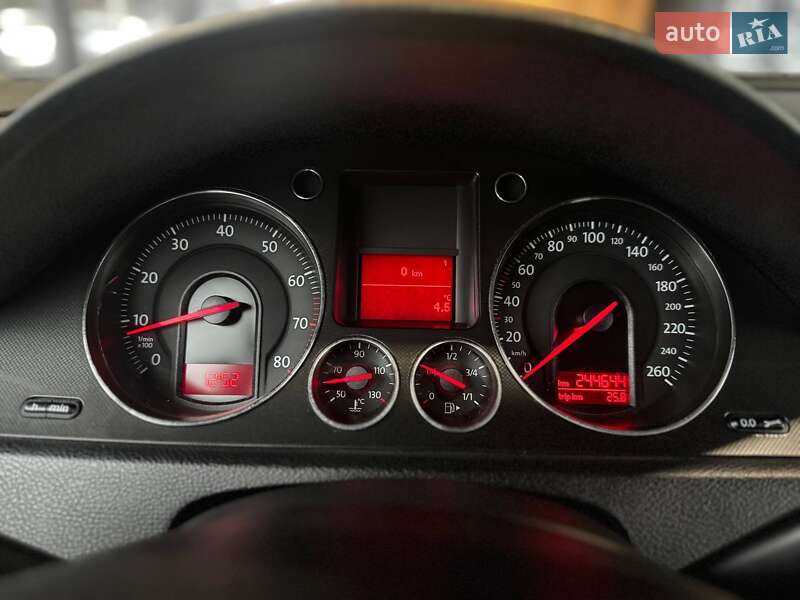 Универсал Volkswagen Passat 2006 в Виннице