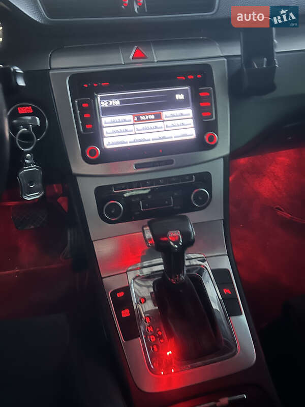 Седан Volkswagen Passat 2005 в Берегово