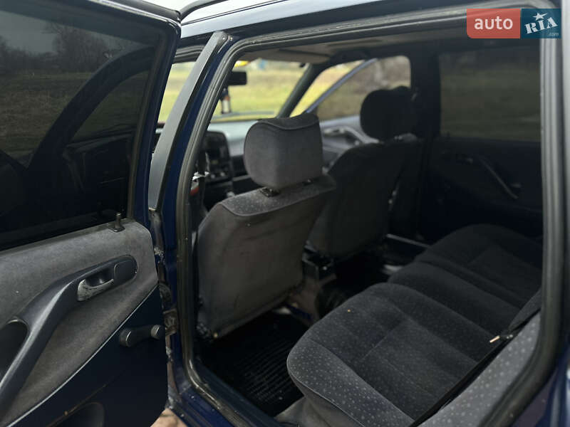 Универсал Volkswagen Passat 1994 в Стрые