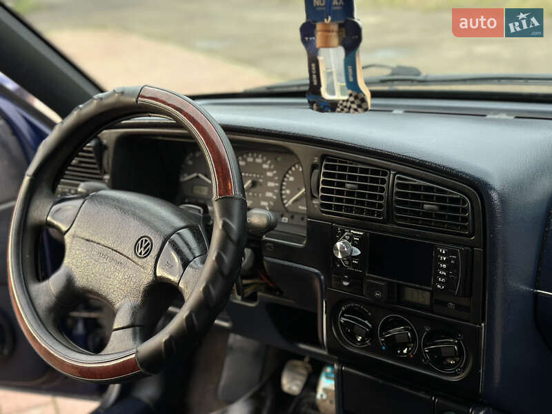 Универсал Volkswagen Passat 1994 в Стрые