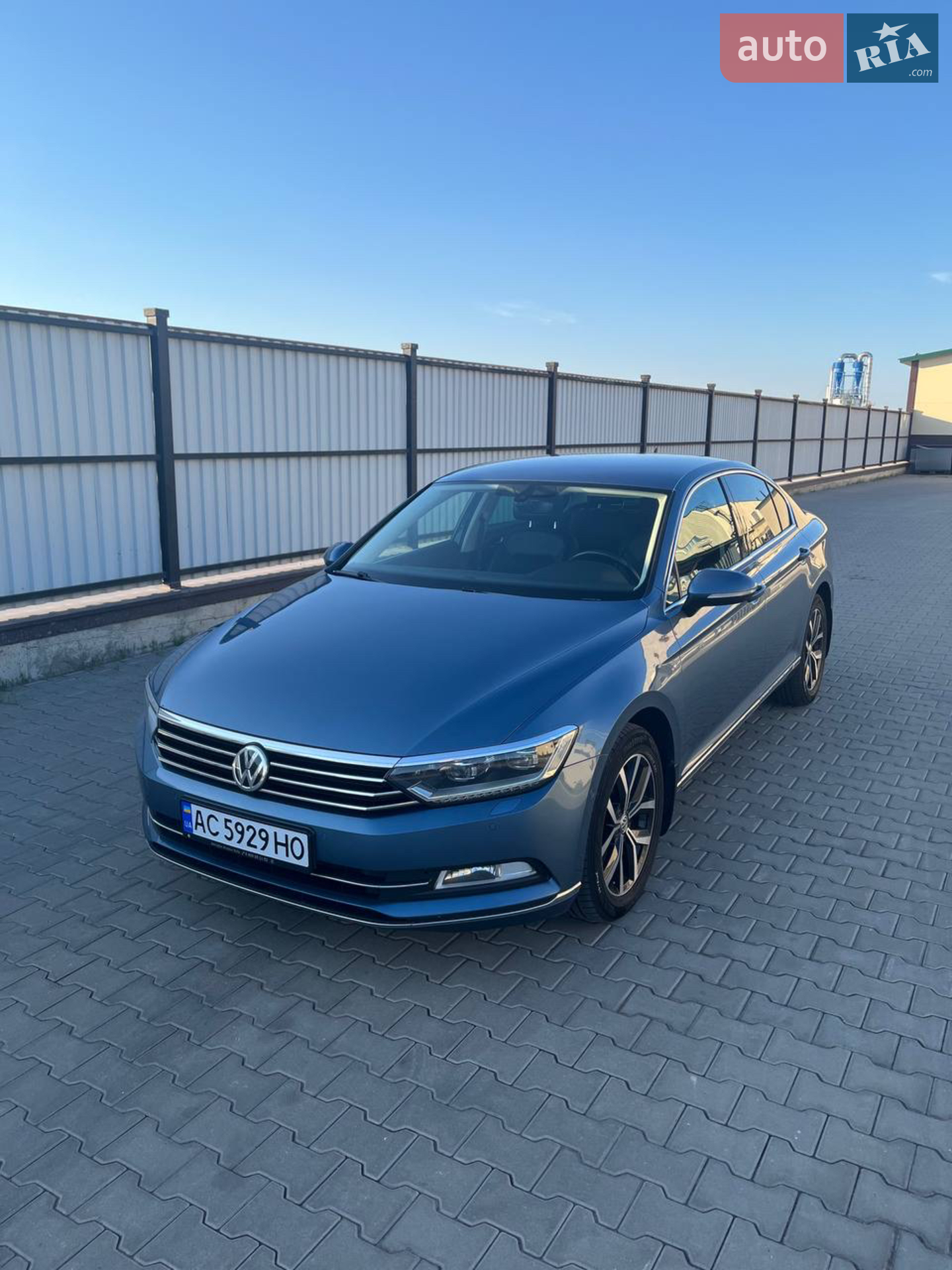 2016 Volkswagen Passat - фото 1