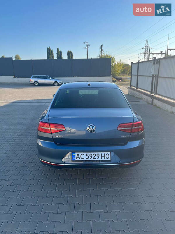 Седан Volkswagen Passat 2016 в Луцке фото 5 Седан Volkswagen Passat 2016 в Луцке